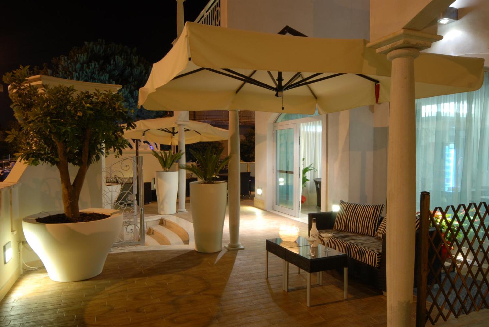 Residence Costa Smeralda Grottammare Exterior foto